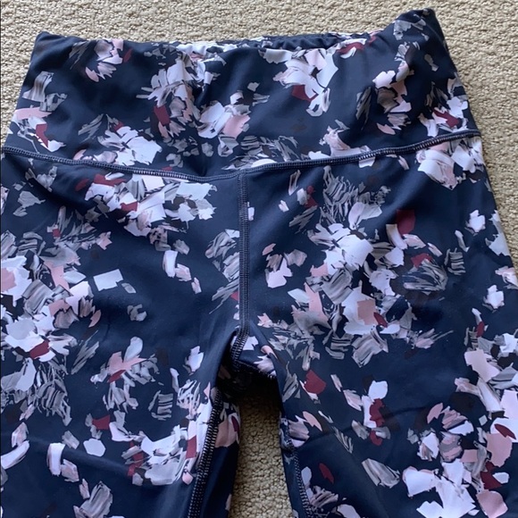 Athleta athletic workout leggings size small - Picture 2 of 3